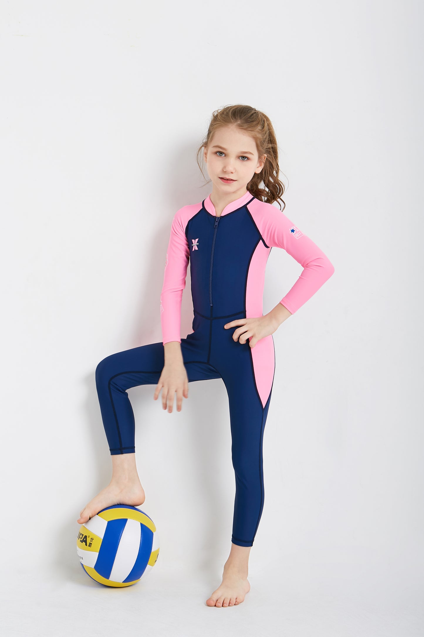 Bộ Bơi Trẻ Em Kín Toàn Thân DS21 Tím Than Tay Hồng - ProSwim.vn