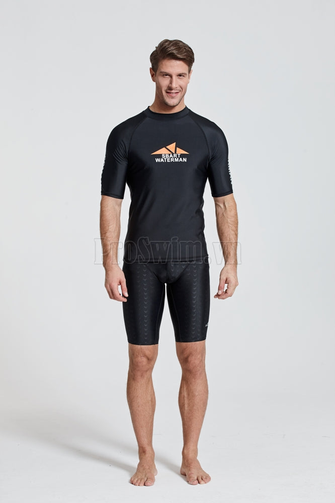Áo Bơi Nam Cộc Tay Chống Nắng Chống UV Sbart D763 Den - ProSwim.vn