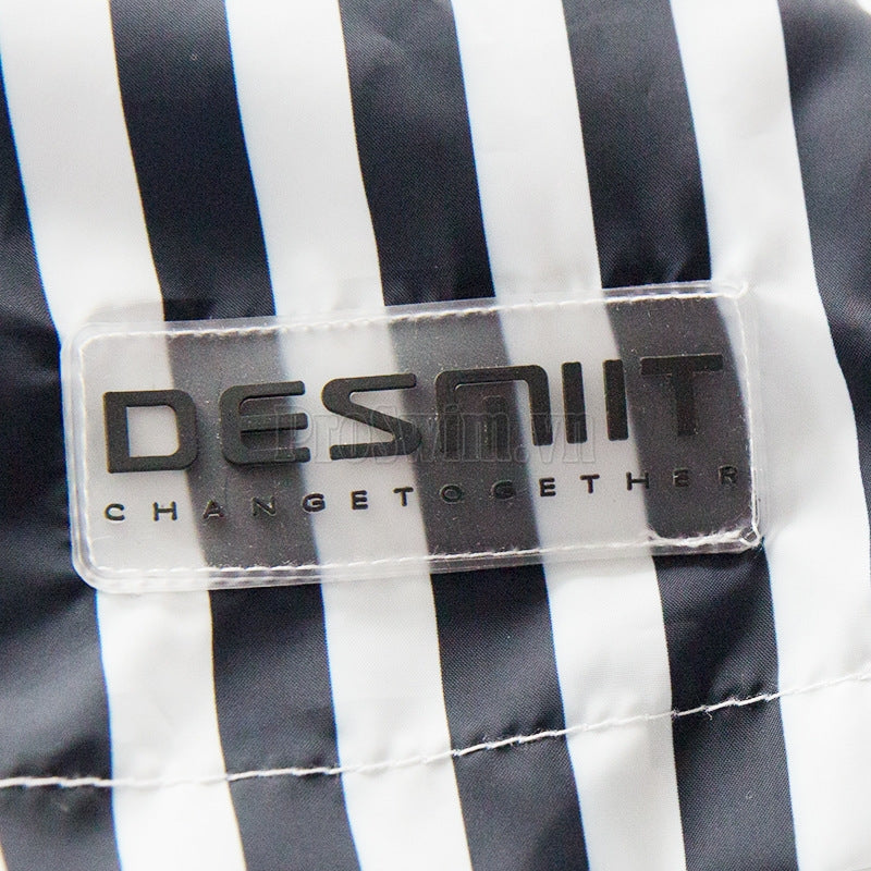 Quần Bơi Nam Đi Biển Desmiit Sọc Đen Trắng